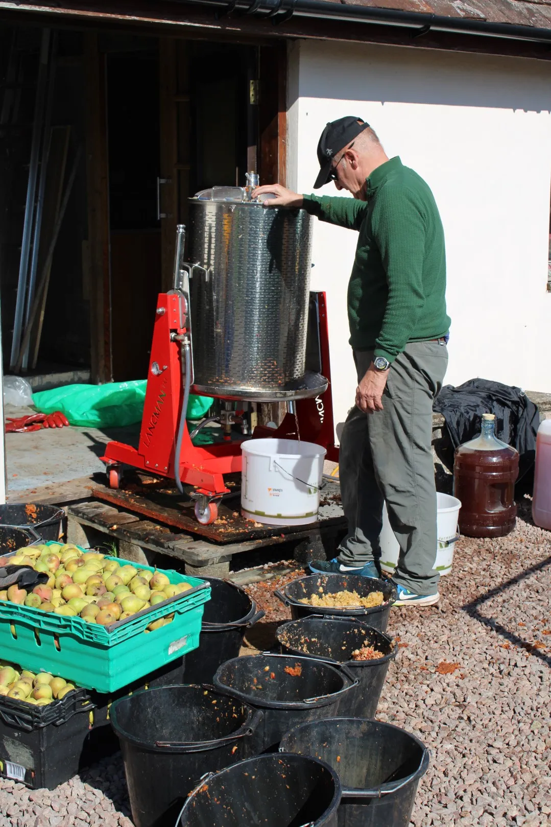 Pressing at Woodredding
